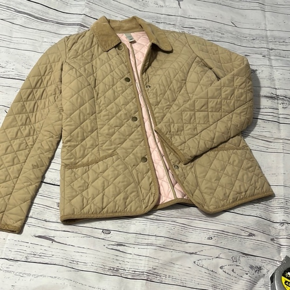 Old Navy short quilted snap down small jacket